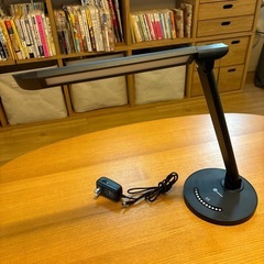 デスクライト　LED 調光