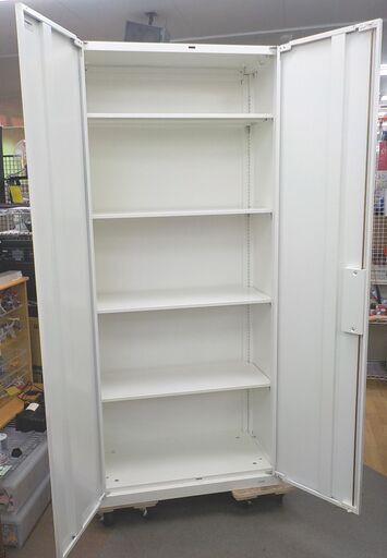 オカムラ スチール収納 VILLAGE 高185cm 両開き シリンダー錠 5段 ホワイト スチール書庫 キャビネット 西岡店
