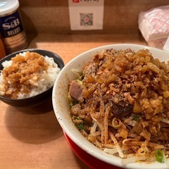 明日のお昼に梅田の二郎系食べに！