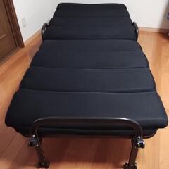 折りたたみベッド　差し上げます(決まりました)