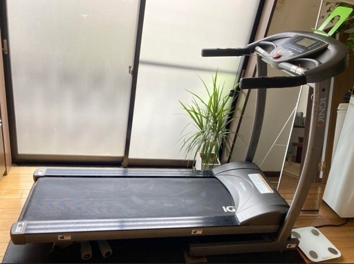 【値下げ交渉連絡下さい！】 IGNIO ランニングマシン ルームランナー ランニングマシーン