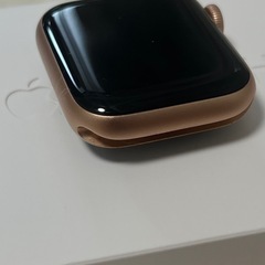 Applewatch series6GPSモデルゴールド  の画像