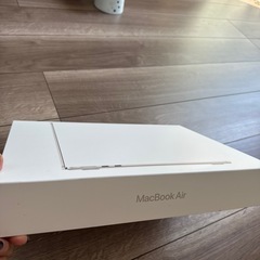 空箱MacBookエアー