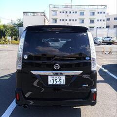 黒のミニバン (ナンバー: 35-51)　日産　セレナ　ハイブリッド　ライダーの画像