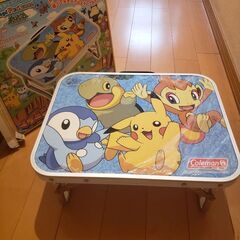 ポケモン　ミニテーブル　コールマン