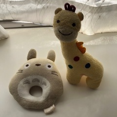 赤ちゃんのおもちゃ　　中に鈴が入ってますの画像