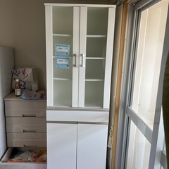 食器棚　ニトリ　組み立て