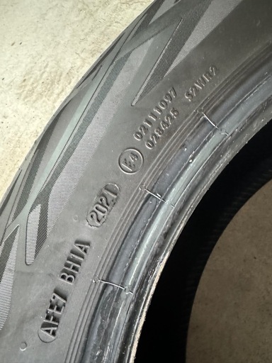 235 55 R19 コンチネンタル エココンタクト6