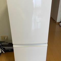 シャープ2014年製冷蔵庫137L取りに来てくださる方限定