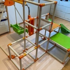 おりたたみ式すべり台付き室内ジャングルジムの画像