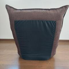 ヘッドリクライニング付き　座椅子の画像