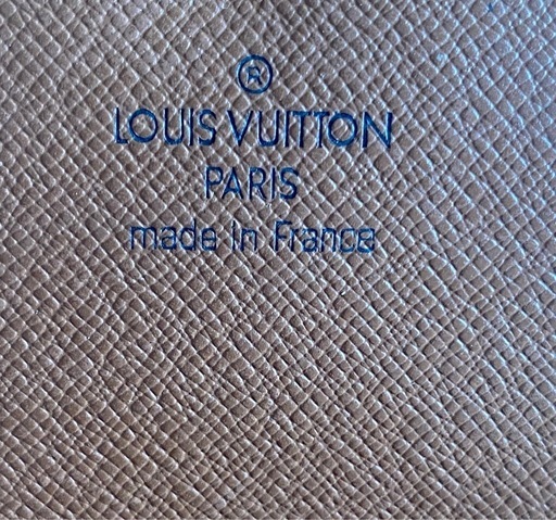 LV  ルイウイトン　コインケース　廃盤デザイン　コンパクト