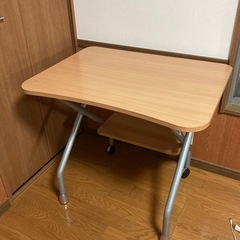 パソコンデスク