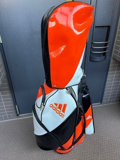 ゴルフセット　バッグ、ゼクシオアイアン10本　ウッド4本　パター1本