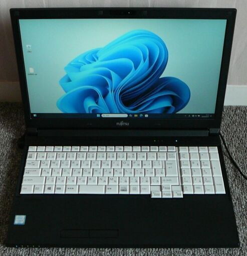 富士通　LIFEBOOK　A576/P　予約済
