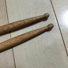 ドラムスティック　楽器　ドラム　バチの画像