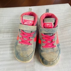 VANZ ハイカット　スニーカー　20㎝