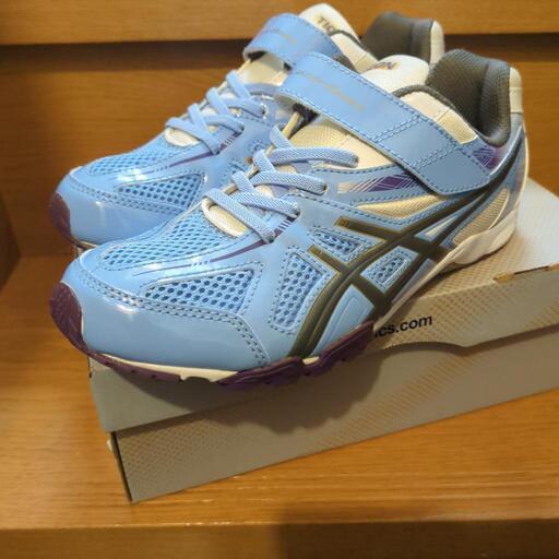 決定　asics