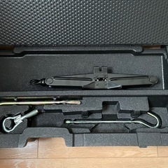 軽自動車のジャッキの画像