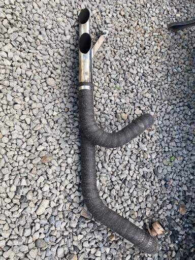 ドラッグスター400マフラー