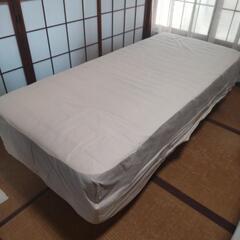IKEAのシングルベッドSULTAN