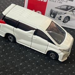 Toyotaアルファードの画像