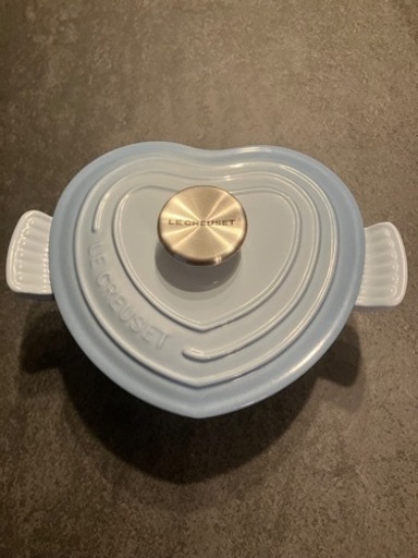 (定価の半額以下❗️)ル・クルーゼ　ココット・ダムール コースタルブルー ・ラウンド・プレート