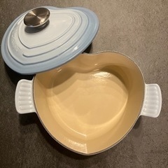 【新品未使用】ココット　フルール　コースタルブルー 母の日ギフト【新品未使用】ココットフルールコースタルブルー20㎝