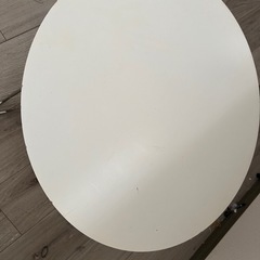 机　丸テーブル　白の画像