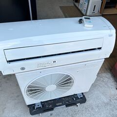 【動作保証あり】CORONA コロナ 2019年 2.2kw 6畳用 冷暖房ルームエアコン CSH-U2219R【管理KR501】