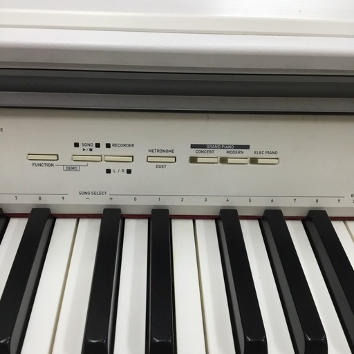 2014年製  CASIO カシオ 電子ピアノ Privia PX-750WE  PX 750WE   ホワイト 椅子付き　譜面台欠品