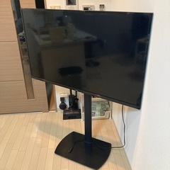 マクスゼン　4K液晶テレビ　スタンド付き