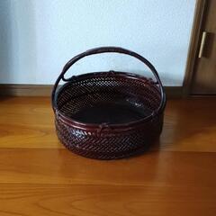 籐製バスケット　差し上げます(決まりました)の画像