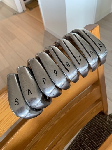 テーラーメイドSIM2MAXアイアン8本セット