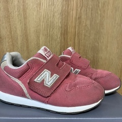 靴　16.5センチ　ピンク  ニューバランス996の画像