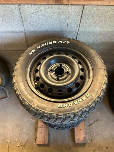 軽四ブロックタイヤ！