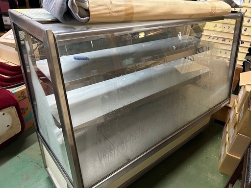 ショーケース100V