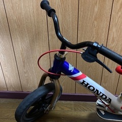 【値下げしました】Ｄ-BIKE  ホンダ　トリコロールカラー　キックバイク　ストライダー　練習用に！の画像