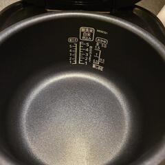 アイリスオーヤマ 5.5号炊飯器の画像