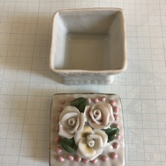薔薇　宝石入れ　マルチケース　指輪ケースの画像