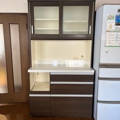 ニトリ　食器棚
