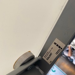 イケア【ガラステーブル】の画像
