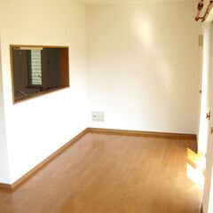 ★ガレージつきの２F建て戸建★５ＳＬＤＫ・家賃11万円・家賃１ヶ...
