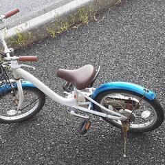 子供用自転車 16インチ 補助輪付きの画像