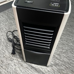 アイリスオーヤマファンヒーターの画像