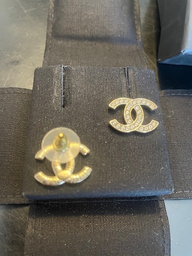 CHANELピアス