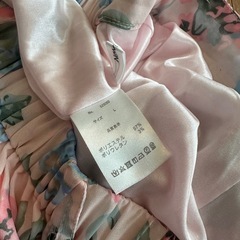 スカート　花柄の画像