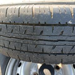 値下げしました　軽トラ、バン鉄チンホイールタイヤ2本セットの画像