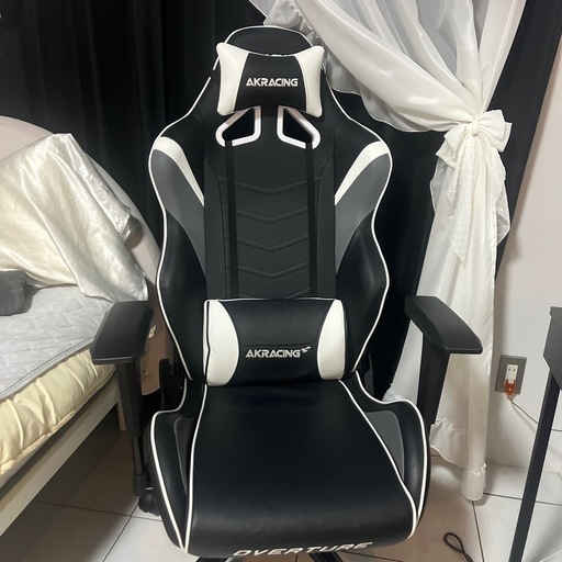 AKレーシング　ゲーミングチェア