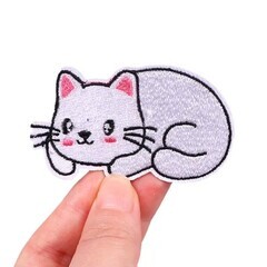 白猫ワッペン